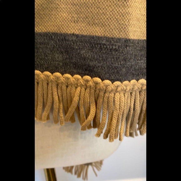 Lennie for Nina Leonard Poncho - Picture 5 of 7